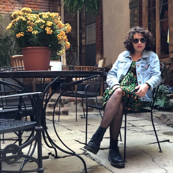 Meet your Posher, Kate - Picture 3 of 4